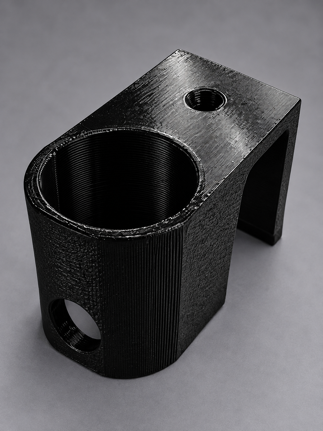 Standard Clip-On Vertical Rod Holder – Universal 1.5" Mount